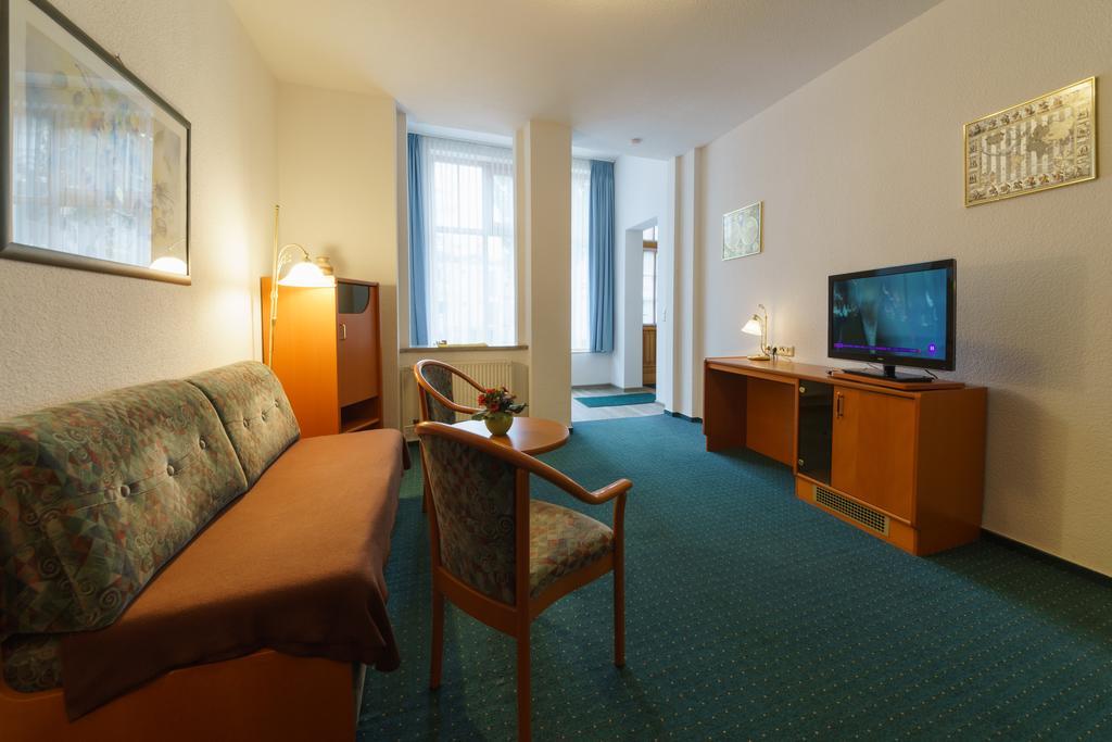 Haus Alexander Hotel Херингсдорф Екстериор снимка