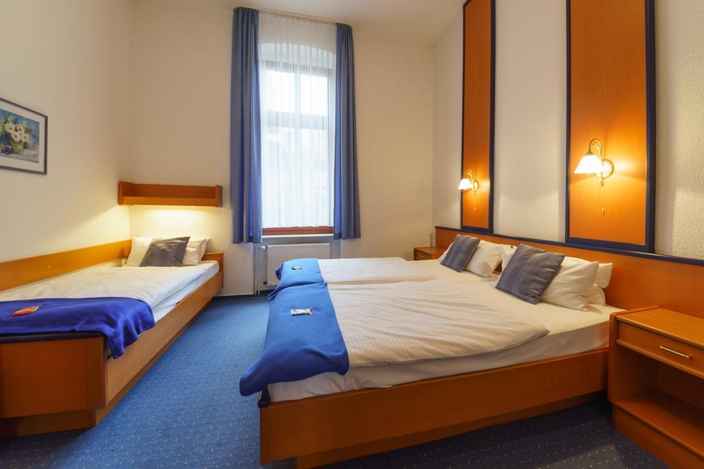 Haus Alexander Hotel Херингсдорф Екстериор снимка