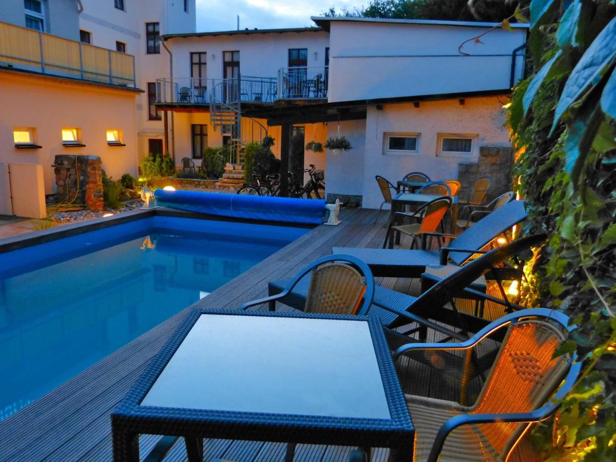 Haus Alexander Hotel Херингсдорф Екстериор снимка